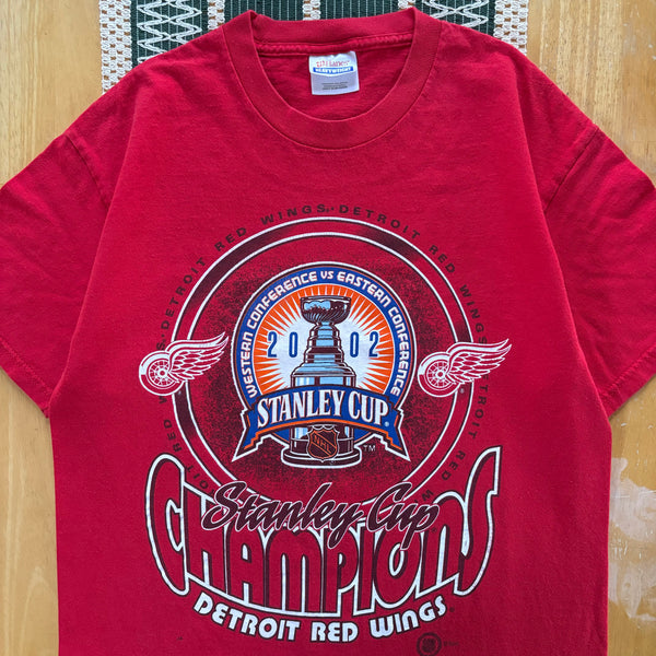 Y2K Detroit Red Wings “Stanley Cup Champions” T-Shirt Medium (2002)