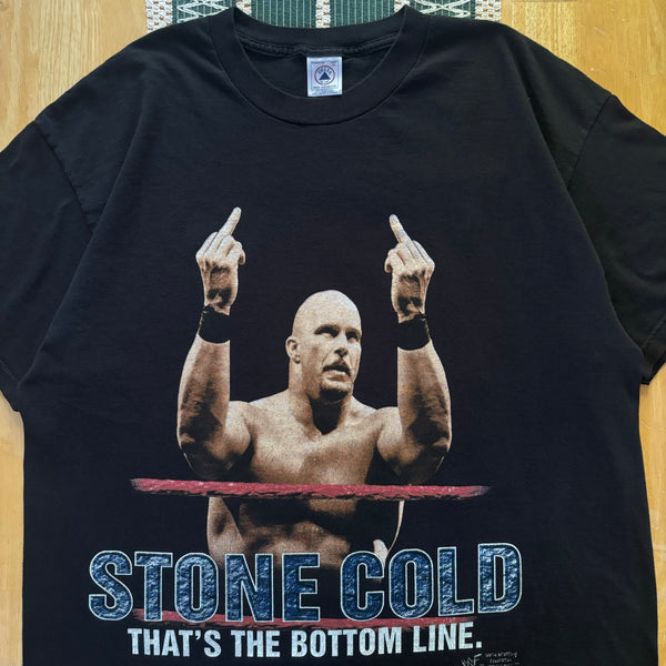 Vintage Stone Cold Steve Austin WWF “Double Bird” T-Shirt X-Large (1998)