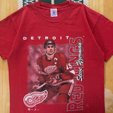Vintage Detroit Redwings “Yzerman” T-Shirt Medium (1990s)