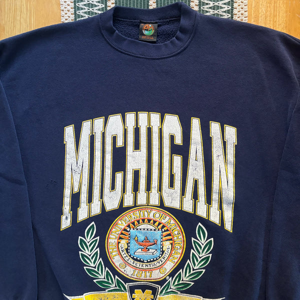 Vintage UoM Crest Crewneck Sweatshirt X-Large (1990s)