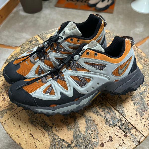 Y2K Nike ACG Air Orizaba Trail Shoes Size 9.5 (2004)