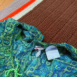 Vintage Nike Green Pattern Shorts Large (1990s)