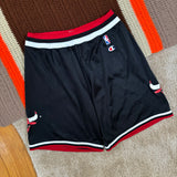 Vintage Champion Chicago Bulls Shorts XL
