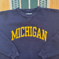Vintage UofM Michigan Spell-out Crewneck X-Large (1990s)